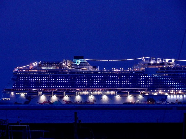 01fb1c4e35099eb8838ca08403e4cbc5ddbf09c4da